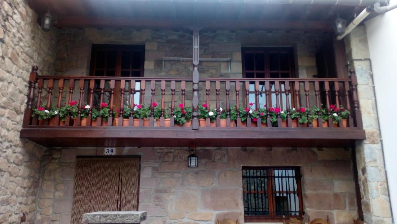 La Casa De Consuelo 3 Guest House Viernoles Exterior photo