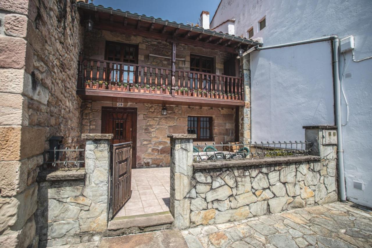 La Casa De Consuelo 3 Guest House Viernoles Exterior photo